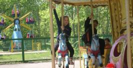 Детские аттракционы Пресс-служба КнААПО